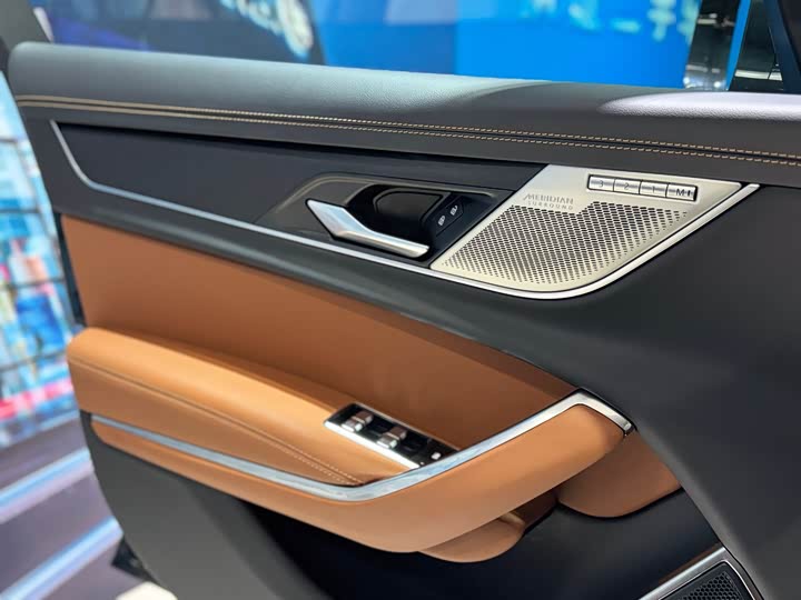 Фото 6 - Jaguar XF L