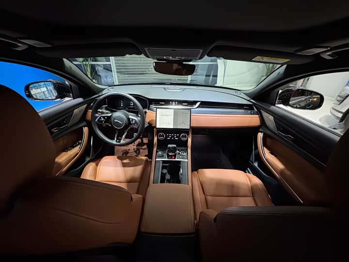 Фото 8 - Jaguar XF L