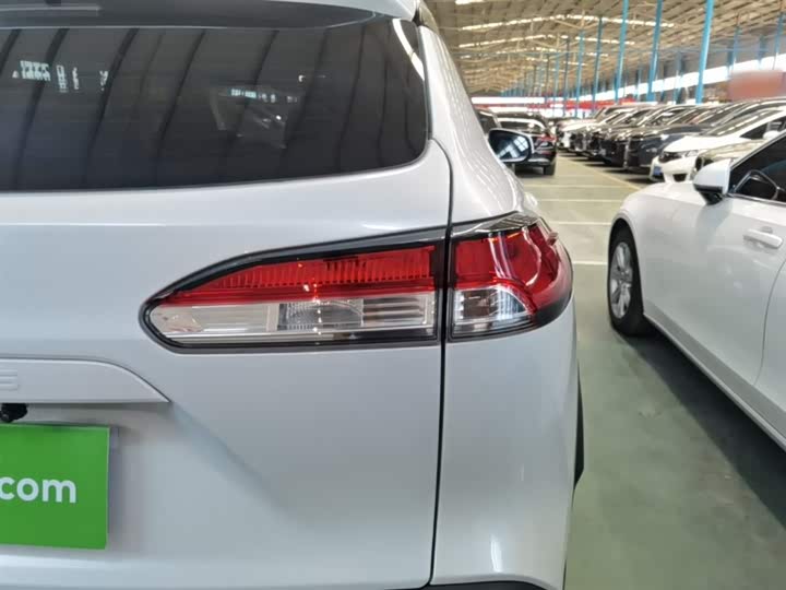 Фото 8 - Toyota Corolla Cross