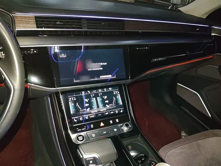 Audi A8 2021 2021款 A8L 55 TFSI quattro 尊贵型