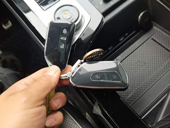 Volkswagen Tavendor 2024 2024款 380TSI 四驱R-Line巡游版