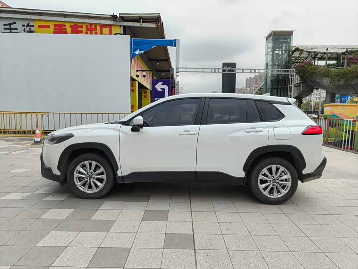 Toyota Corolla Cross 2024 2024款 2.0L 先锋版