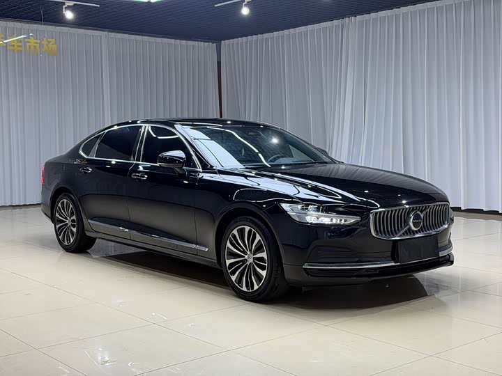Фото 3 - Volvo S90