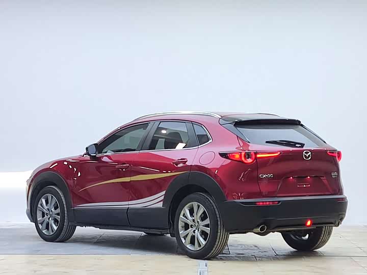 Фото 3 - Mazda CX-30