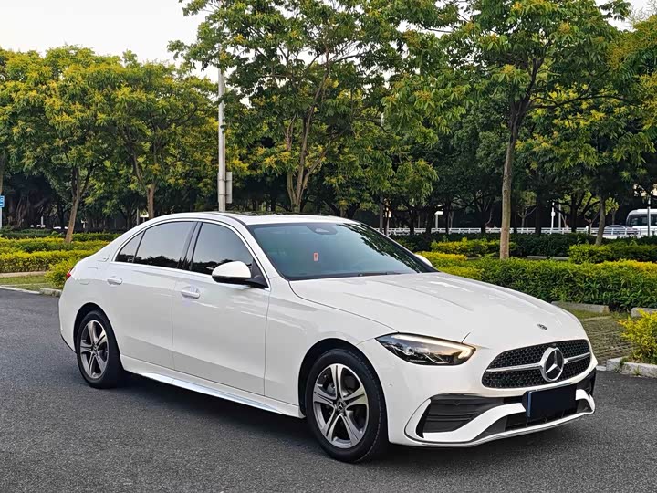 Фото 3 - Mercedes-Benz C-Class