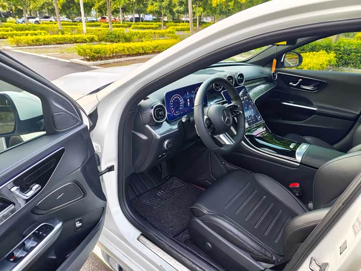 Фото 5 - Mercedes-Benz C-Class