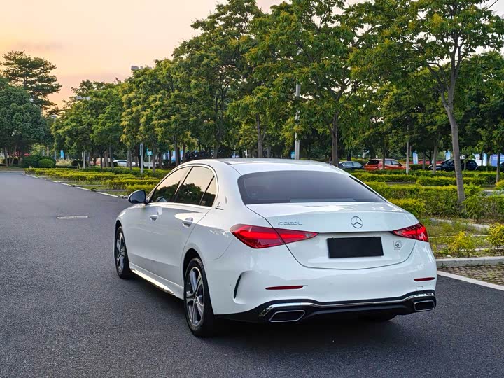 Фото 7 - Mercedes-Benz C-Class