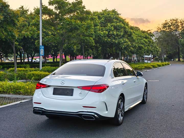 Фото 9 - Mercedes-Benz C-Class