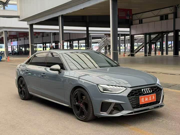Фото 3 - Audi A4L