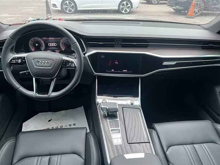 Фото 5 - Audi A6L