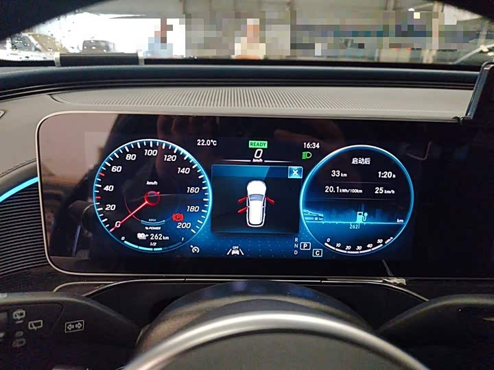 Фото 8 - Mercedes-Benz EQC