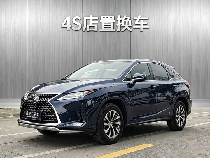 Фото 1 - Lexus RX