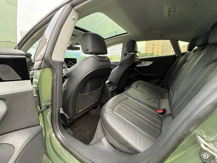 Фото 8 - Audi A5