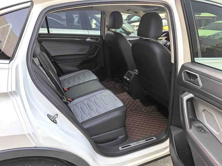 Volkswagen Tiguan X 2022 2022款 330TSI 两驱旗舰版