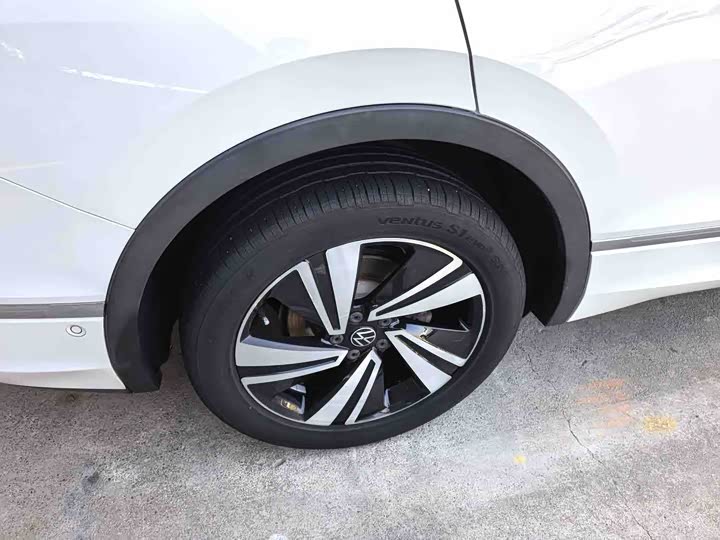 Volkswagen Tiguan X 2022 2022款 330TSI 两驱旗舰版