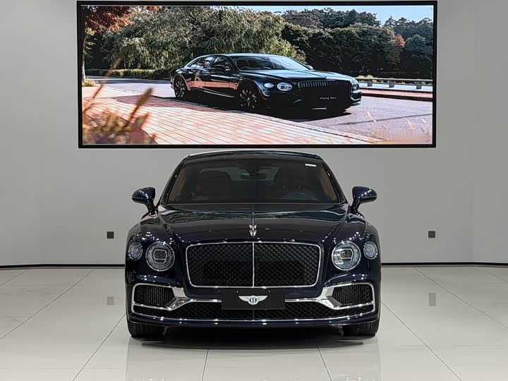 Фото 2 - Bentley Flying Spur