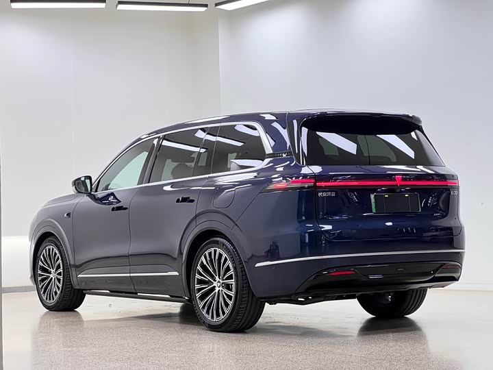 Changan Deepal S09 2025 2025款 四驱Ultra+ 高定版