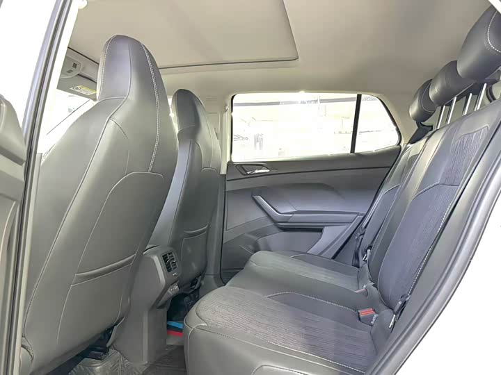 Фото 8 - Volkswagen T-Cross