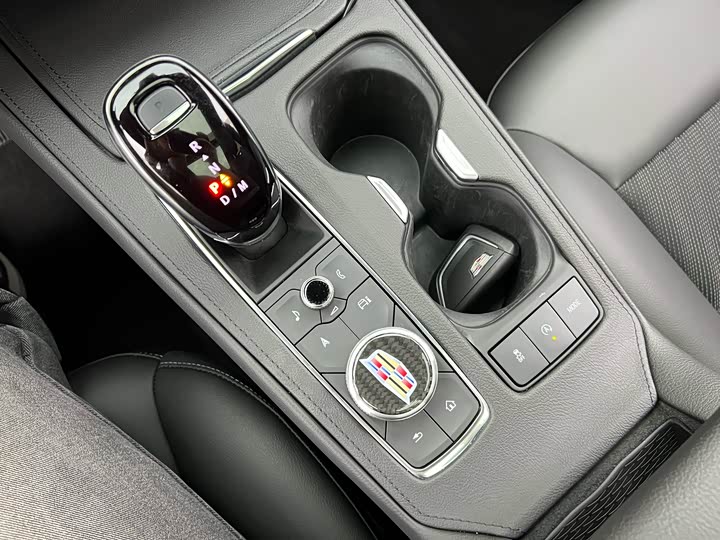 Cadillac XT4 2024 2024款 25T 两驱风尚型