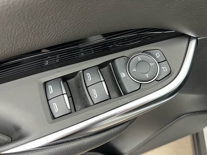 Cadillac XT4 2024 2024款 25T 两驱风尚型