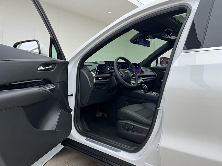 Cadillac XT4 2024 2024款 25T 两驱风尚型