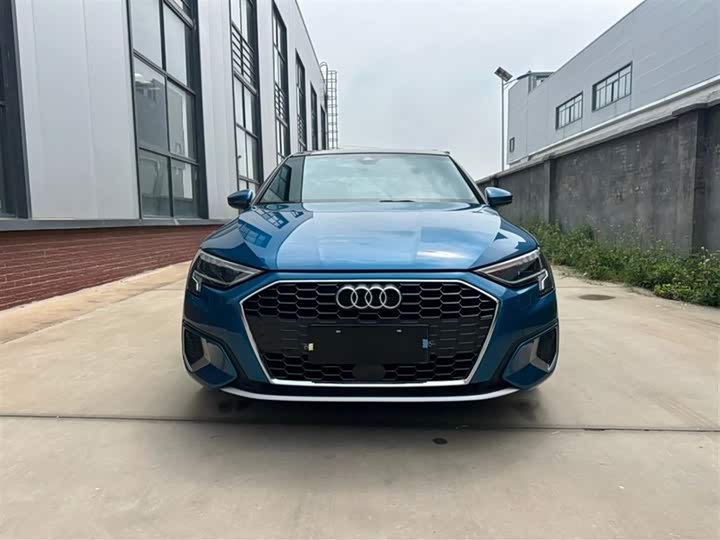 Фото 2 - Audi A3