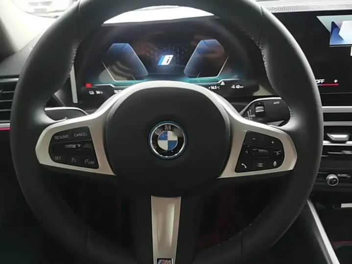 Photo 7 - BMW i3