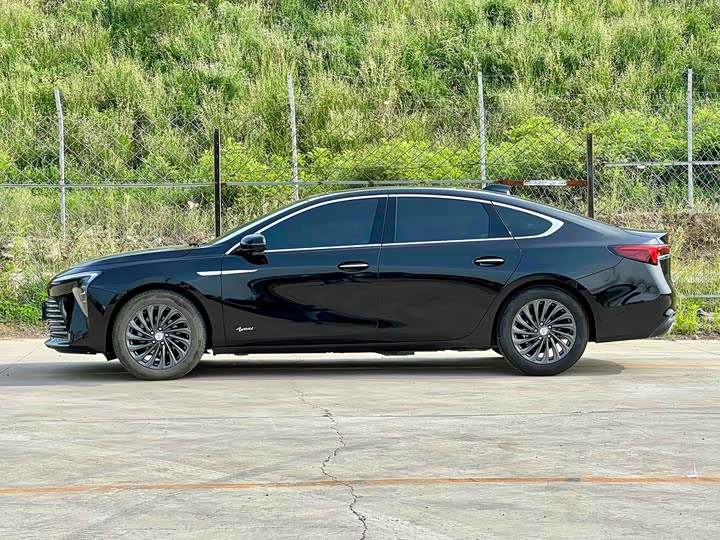 Buick LaCrosse 2025 2025款 28T 白金版