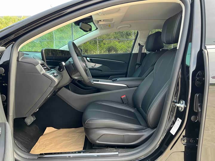 Buick LaCrosse 2025 2025款 28T 白金版
