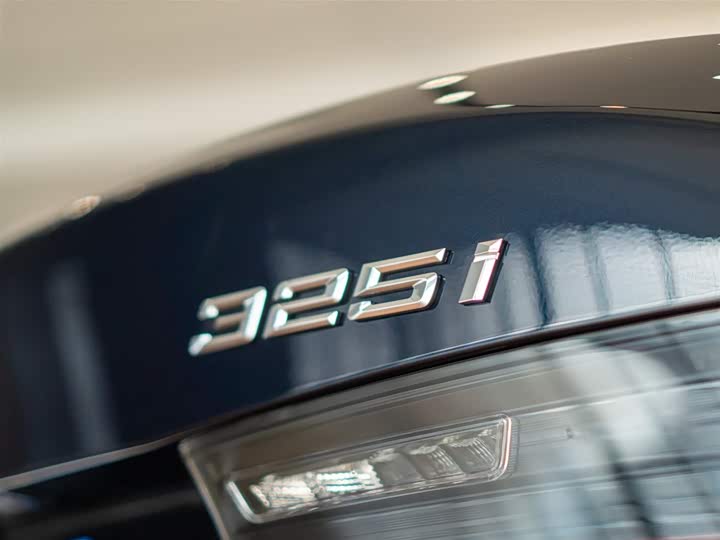 Фото 8 - BMW 3 Series