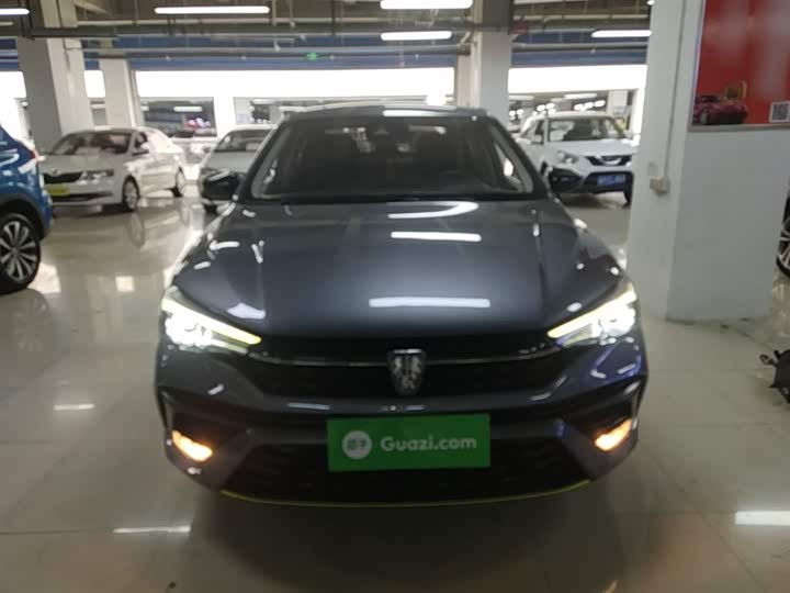 Photo 3 - Roewe i5