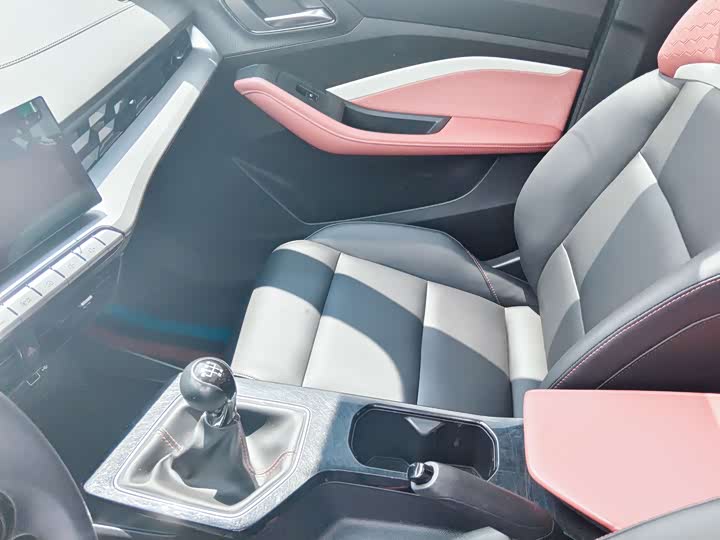 Фото 4 - MG Motor 5
