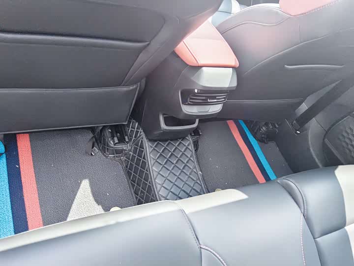 Фото 9 - MG Motor 5