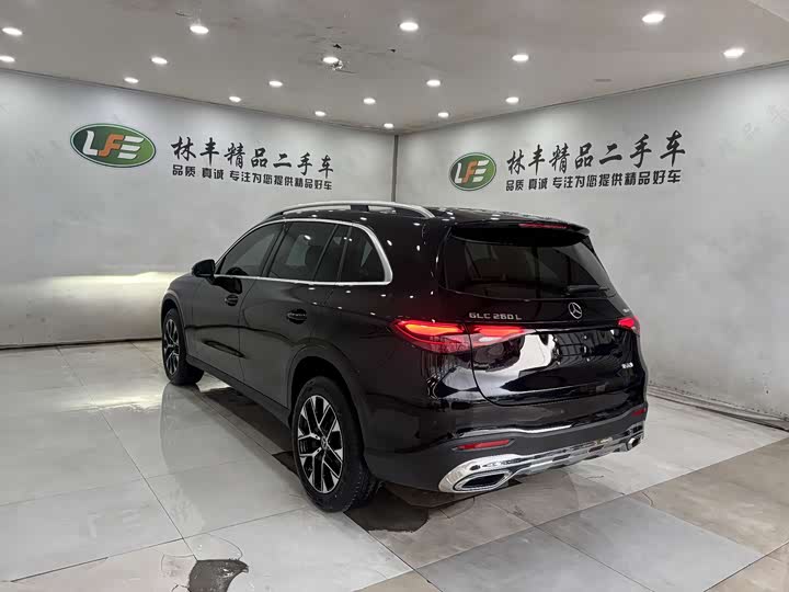 Mercedes-Benz GLC-Class 2026 2026款 GLC 260 L 4MATIC 经典版