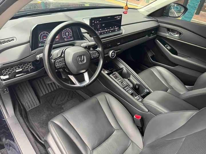 Фото 7 - Honda Accord Hybrid