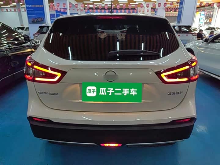 Фото 6 - Nissan Qashqai