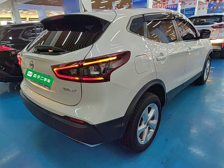 Фото 7 - Nissan Qashqai