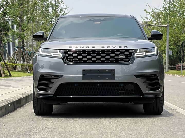 Фото 2 - Land Rover Range Rover Velar