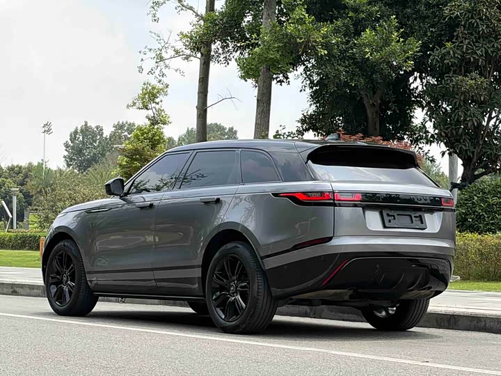 Фото 4 - Land Rover Range Rover Velar