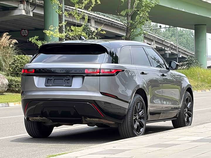 Фото 6 - Land Rover Range Rover Velar