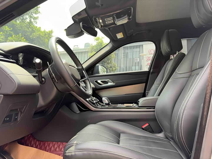 Фото 8 - Land Rover Range Rover Velar
