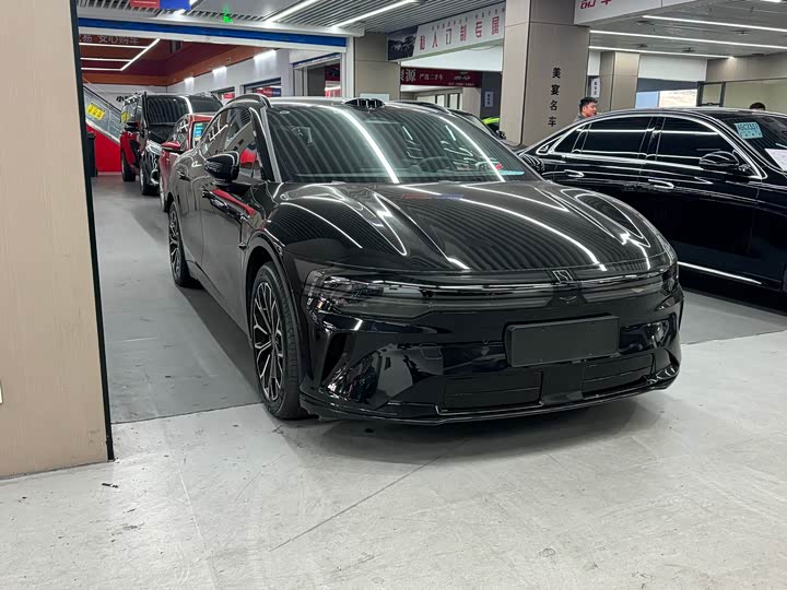 Zeekr 007 2025 2025款 后驱智驾版 75kWh