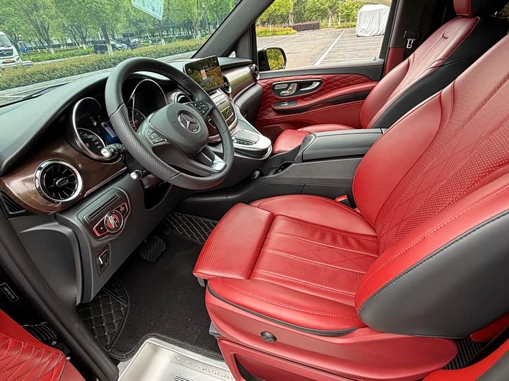 Mercedes-Benz V-Class 2022 2022款 V 260 领航版