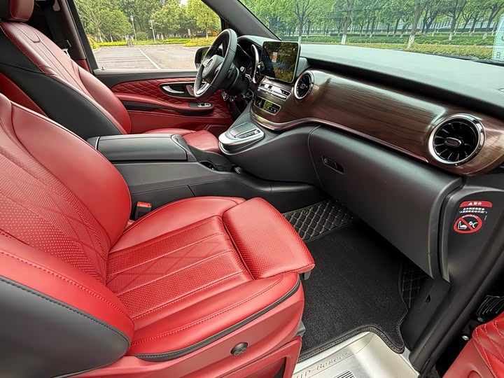 Mercedes-Benz V-Class 2022 2022款 V 260 领航版