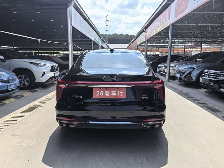 Фото 8 - Hongqi H5