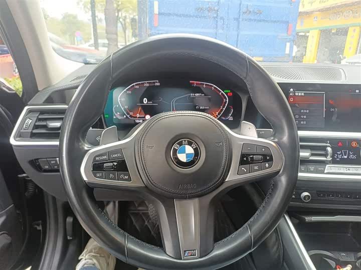 Фото 3 - BMW 3 Series
