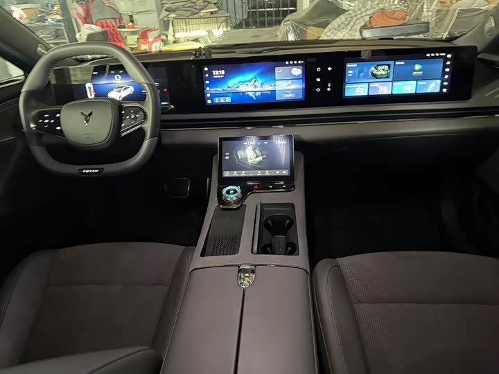 Voyah Passion 2024 2024款 PHEV 四驱超长续航旗舰版
