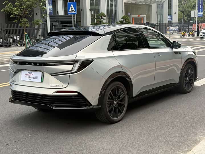 2024 Honda e:NP2