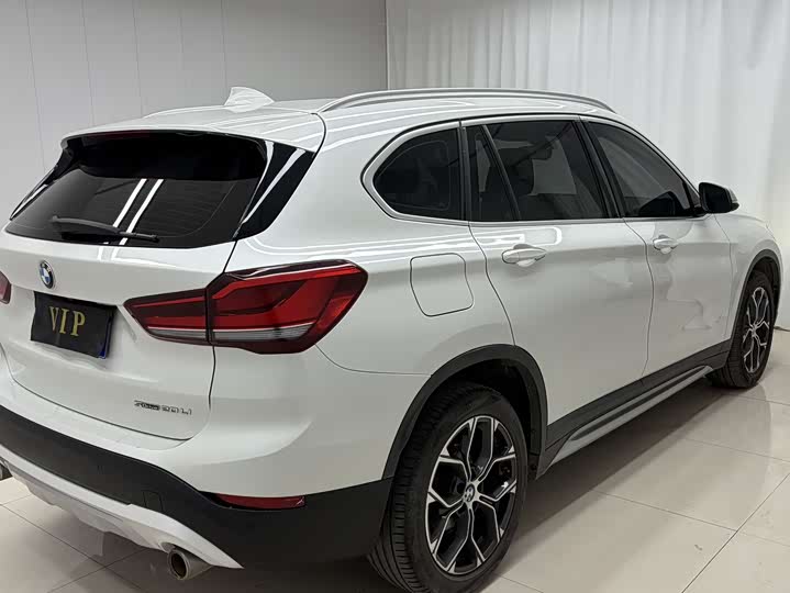 Фото 4 - BMW X1