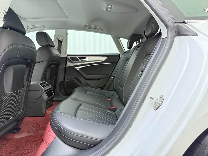 Audi A7 2025 2025款 45 TFSI 臻选型